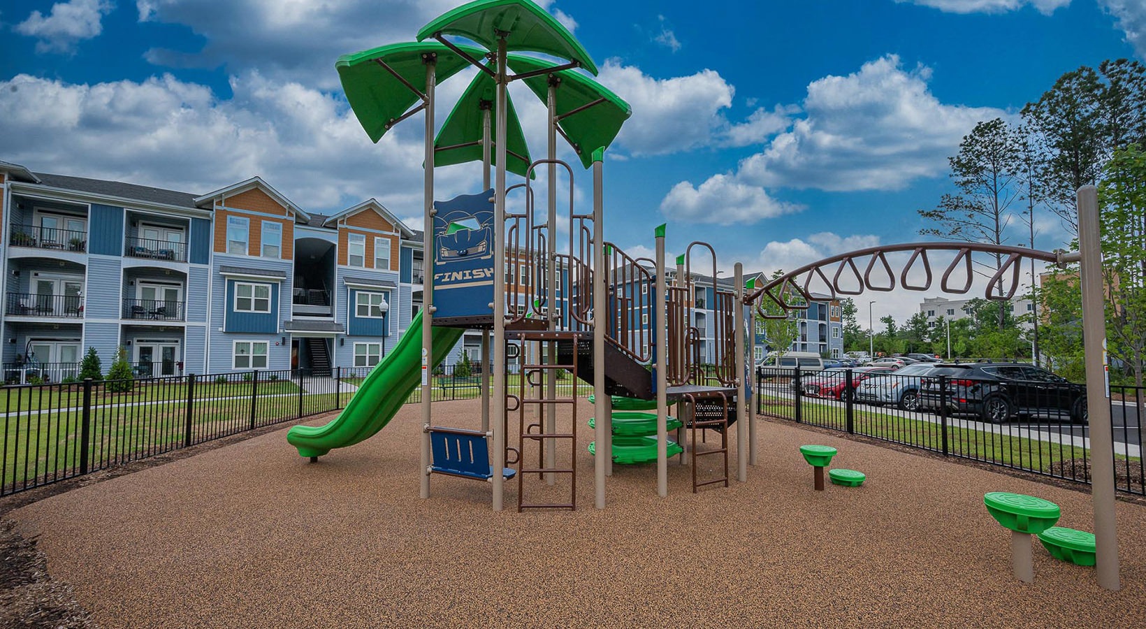 Hawthorne at Pine Forest - Outdoor Playground